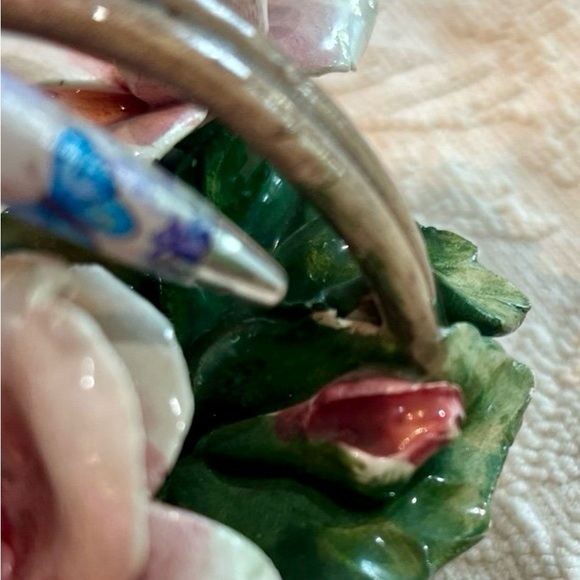 Vintage Capodimonte Italian Porcelain Flowers In Basket - Picture 12 of 12